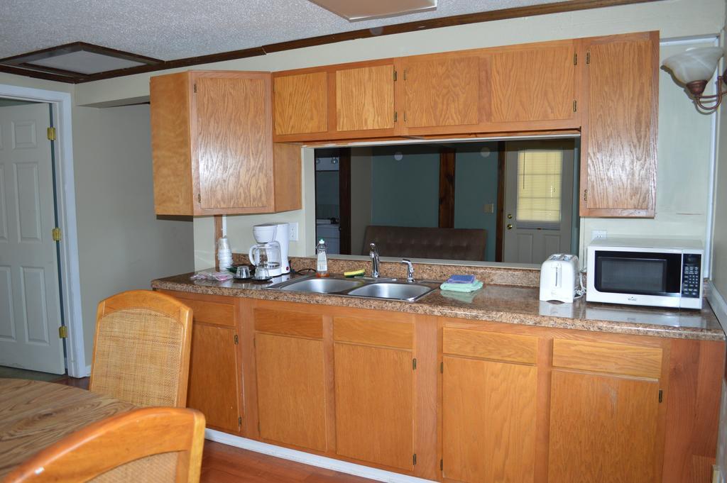 Summer Breeze Resort Wisconsin Dells Δωμάτιο φωτογραφία