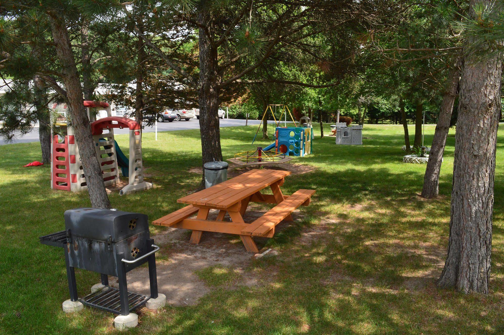 Summer Breeze Resort Wisconsin Dells Εξωτερικό φωτογραφία